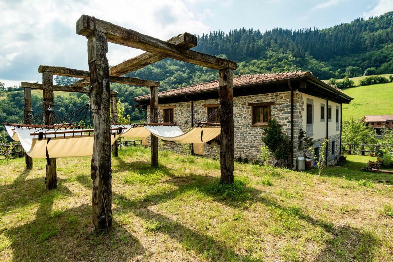 Casona De El Castaniu Hotel Serrapio ภายนอก รูปภาพ